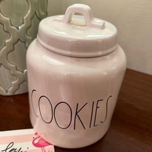 ❌SOLD❌ Rae Dunn Cookies Canister. Old school with dimples!!